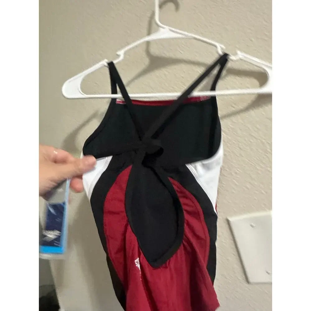 Speedo girls Swim suit NEW 12 one piece sport competition modest red black